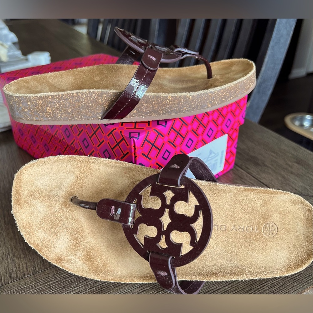 Tory Burch Miller cloud size 7